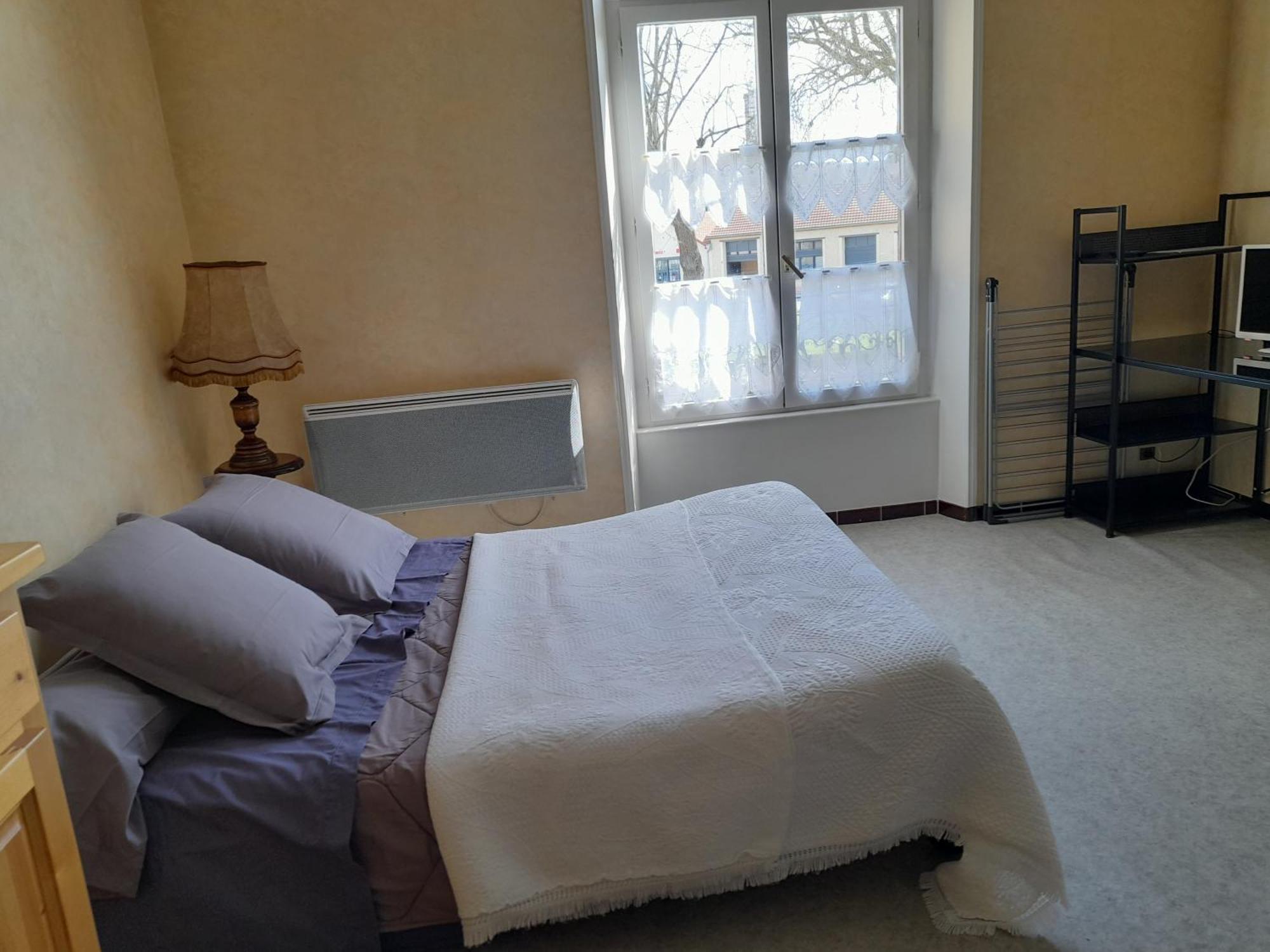 Appartement Du Pont De La Seine Troyes Ngoại thất bức ảnh