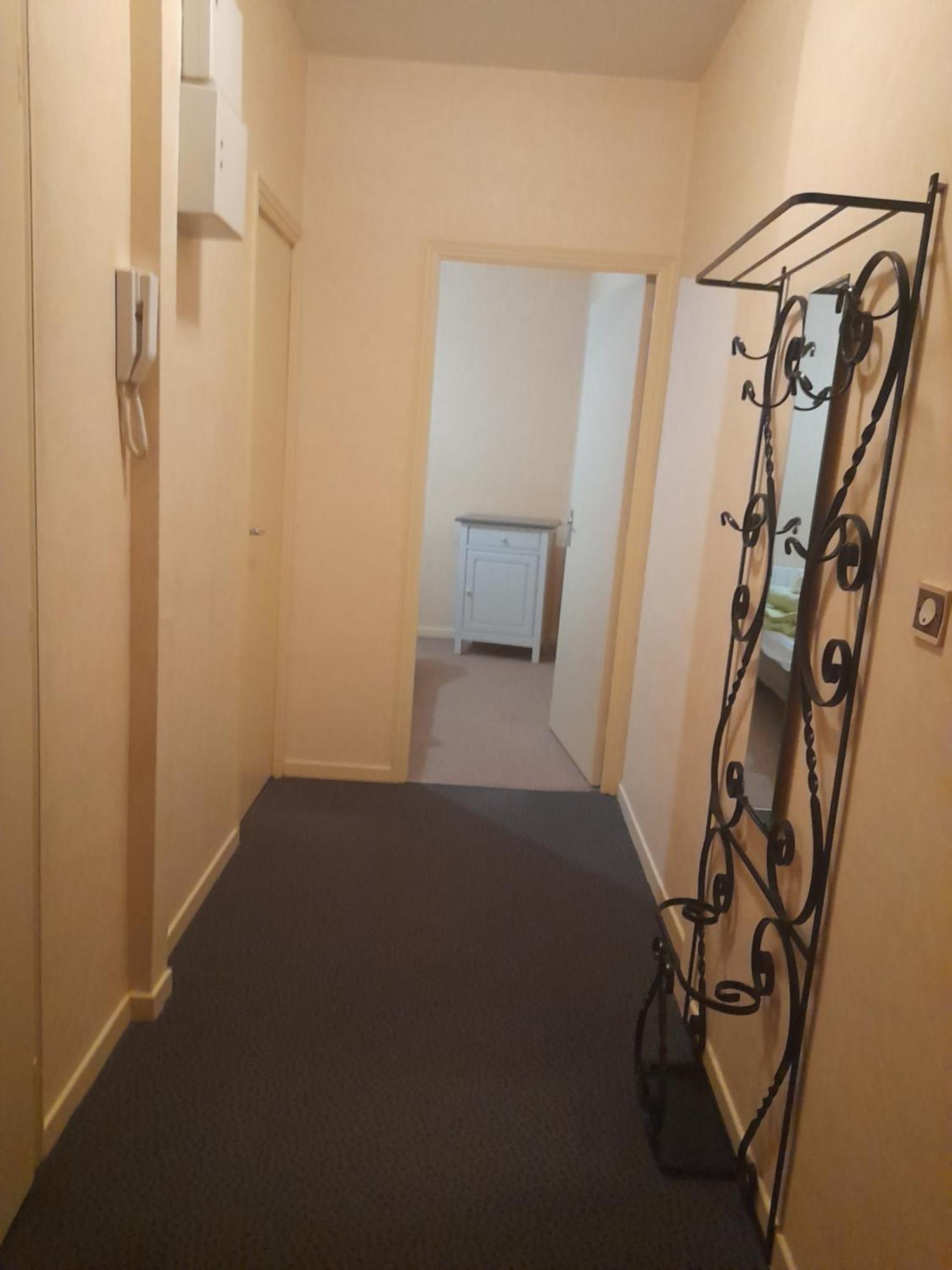 Appartement Du Pont De La Seine Troyes Ngoại thất bức ảnh